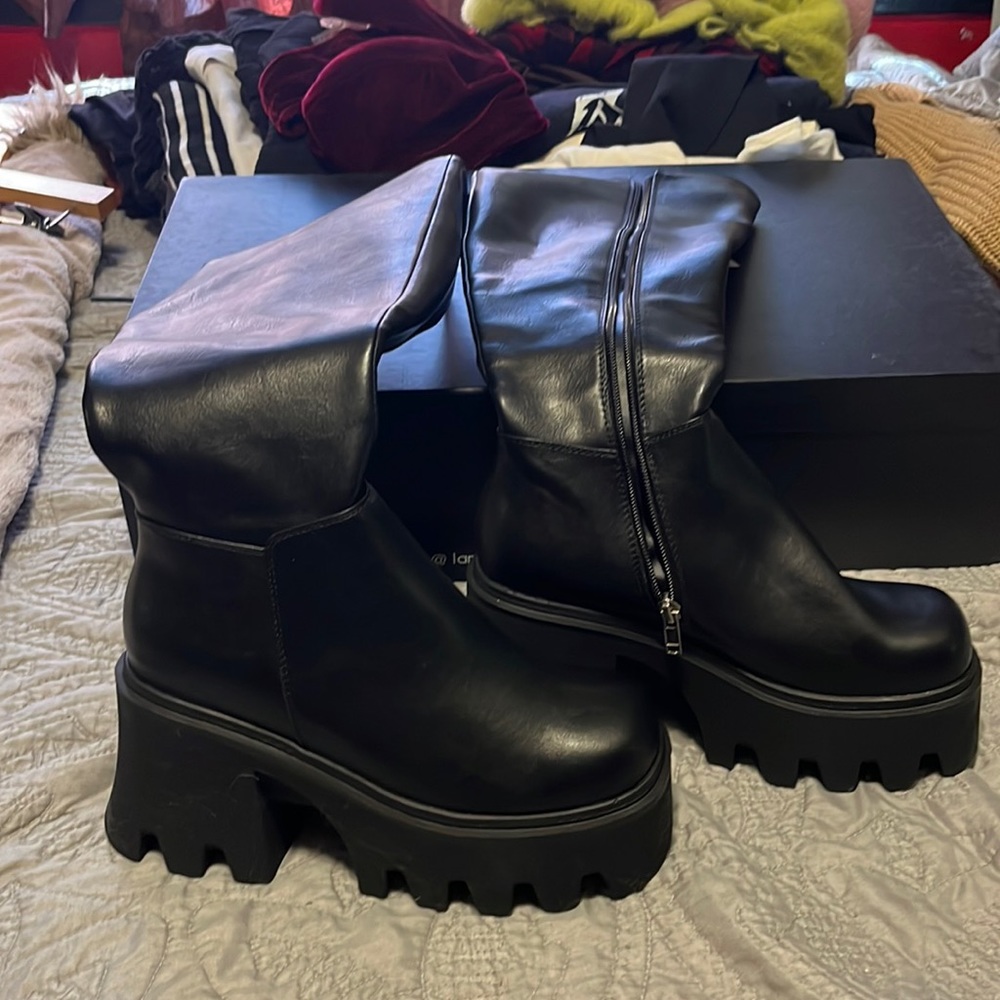Lamoda black platform knee boots sz 6